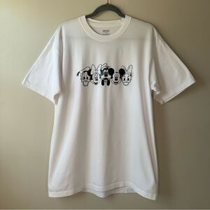 Disney Heat Pressed Full Character Print Mickey Mouse Kirkland Men's Size L